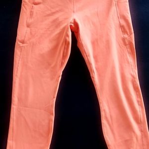 NWT Fabletic Leggings with pockets stretch Size XXL Salmon color soft